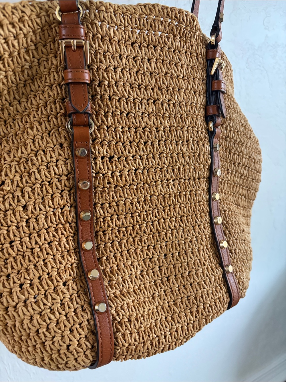 Michael Kors Santorini Studded Woven/Straw Tote w/Brown Leather Straps Like New - Picture 10 of 12
